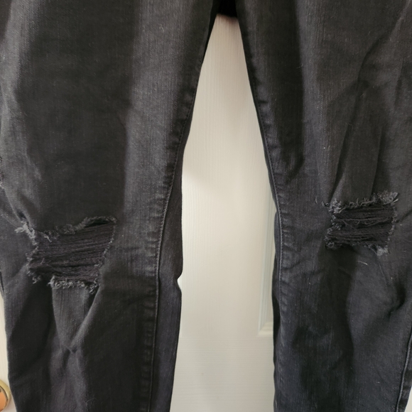 Torrid Women's Black Distressed Skinny Jeans - Picture 2 of 4